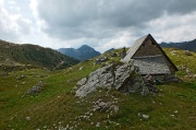 55 Baita Pianadei con vista in Monte Cavallo...